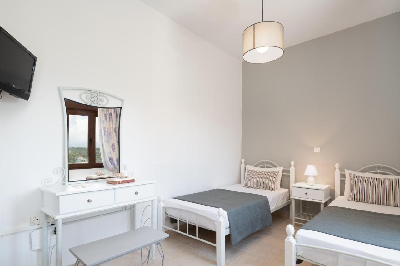 Family Villa Rousa In Rethymno With Pool, Bbq And Kids Area Loutra  Exterior photo