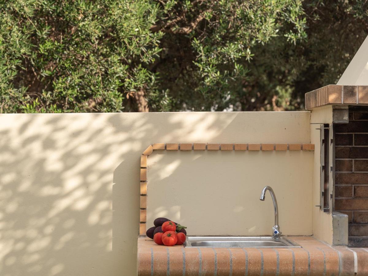 Family Villa Rousa In Rethymno With Pool, Bbq And Kids Area Loutra  Exterior photo